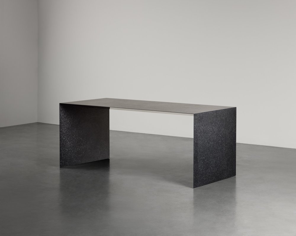 DC2113 Desk | Carpenters Workshop Gallery